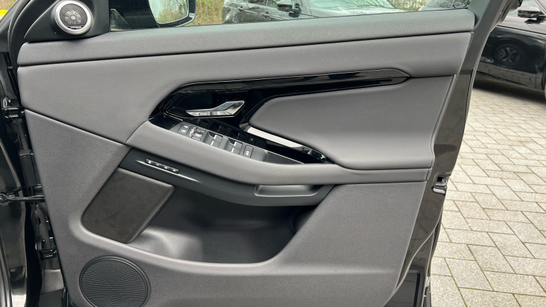 Land Rover Range Rover Evoque 2.0 D200 Dynamic SE 5dr Auto Diesel Hatchback